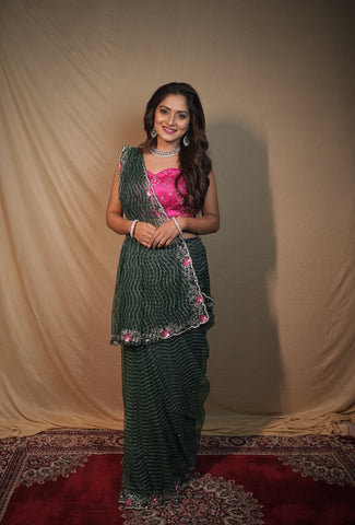 ARANZA - GREEN Net Saree with Zariwork Embroidery And Unstitched Blouse.