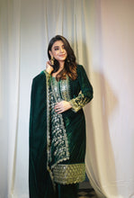 ROQA-GREEN Velvet  Suit Jari Work Cutdana  Work Kurti  And Pant.