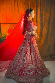 SHANNO Red Embroidered Bridal Lehenga Blouse With Dupatta