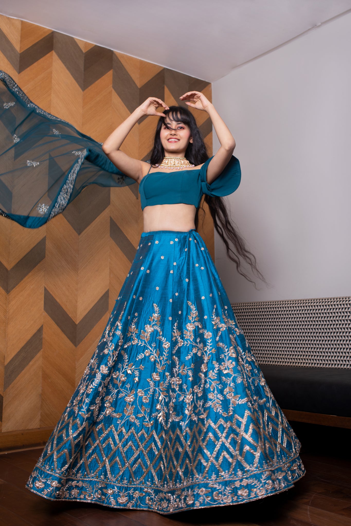 ROYAL BLUE 'INAYAT' LEHENGA